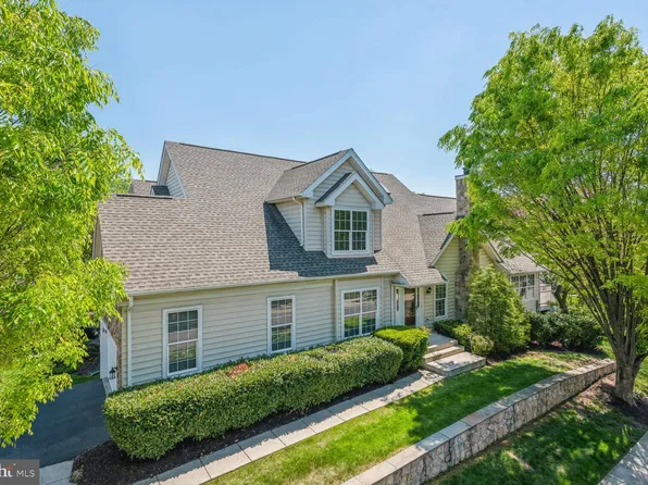 43743 Castle Pines Ter, Ashburn, VA 20147