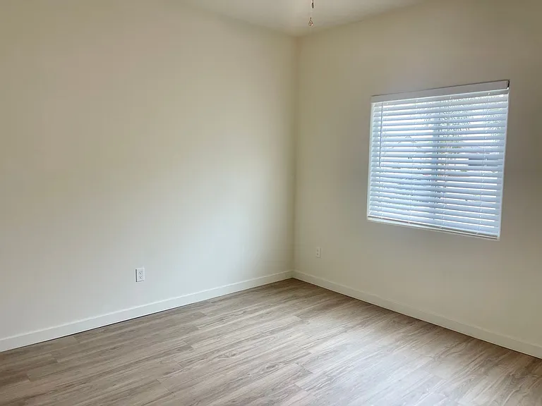 4304 Sun Orchard Dr — Photo 6