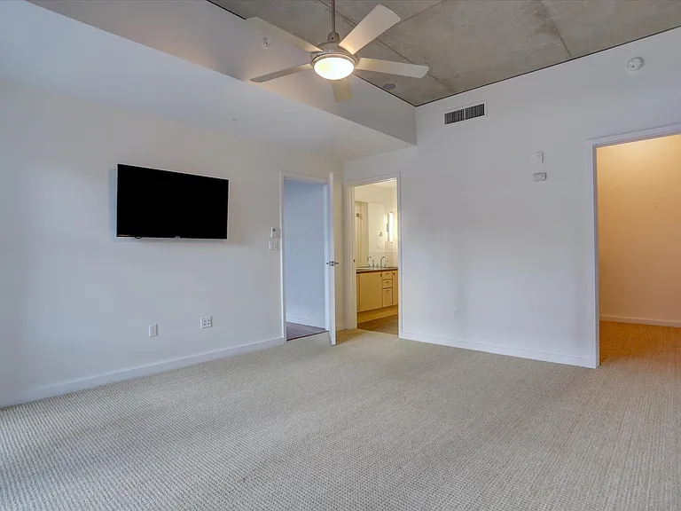 1620 Little Raven St #302 — Photo 8