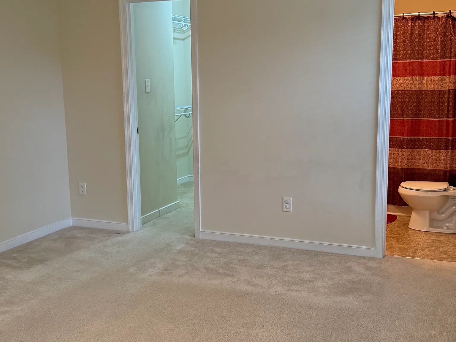 4 bed, 2.5 bath, 1665 sqft, $2,690 — Photo 3