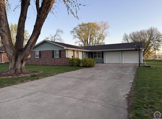 212 Gemini St, Silver Lake, KS 66539