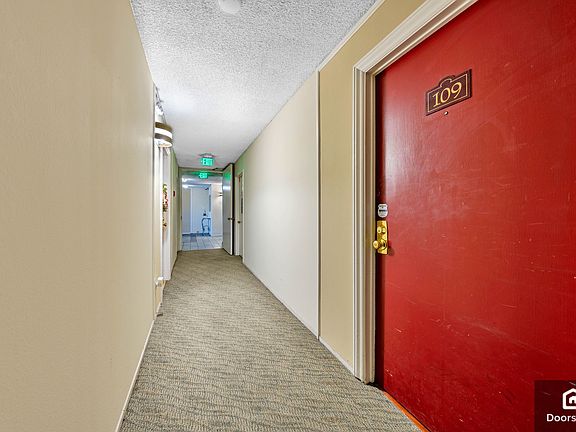 4th image of 151 Lakeside Dr APT 109