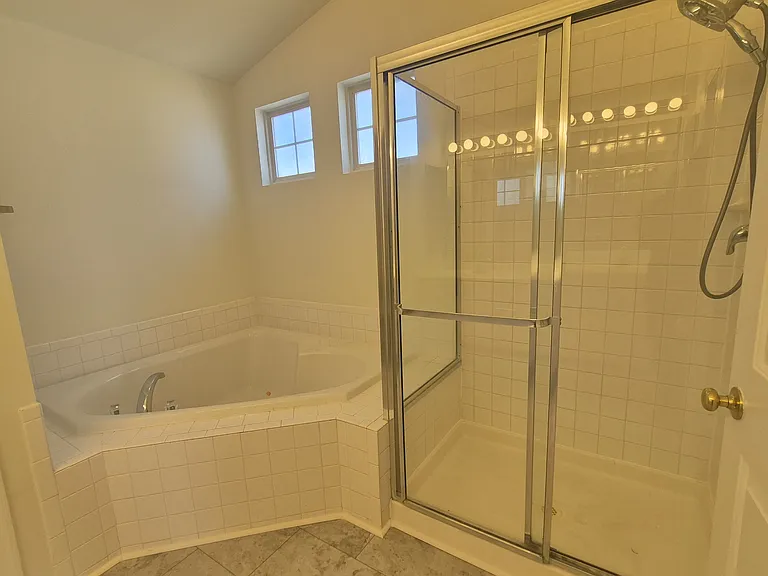 5207 Linden Dr — Photo 23