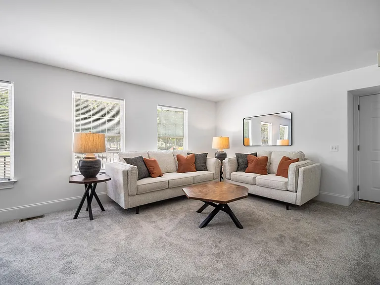 The Fairways Apartments and Townhomes — Photo 15