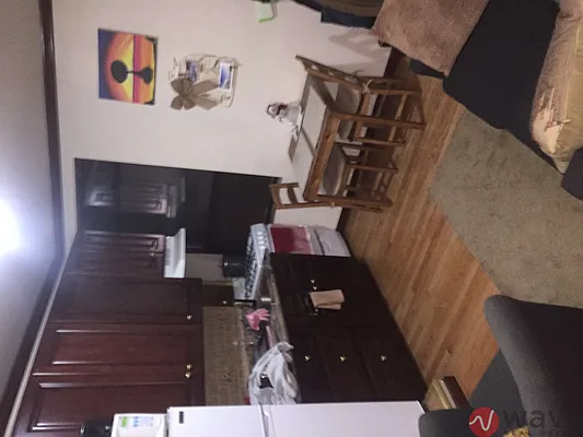 Rented by Wave Real Estate Group | media 11