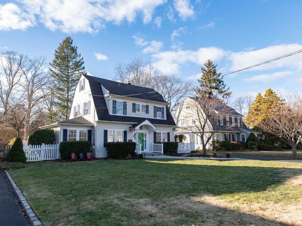 521 Pine Acres Blvd Brightwaters Ny 11718 Zillow