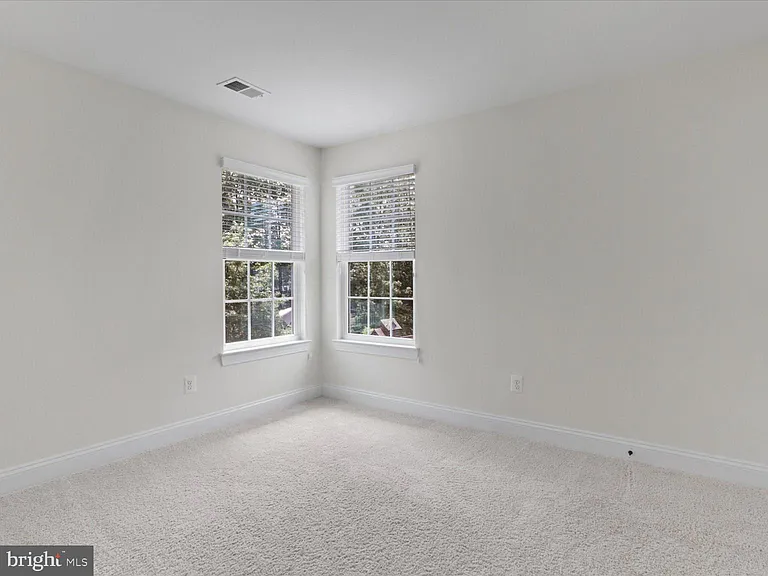 41595 Revival Dr — Photo 33