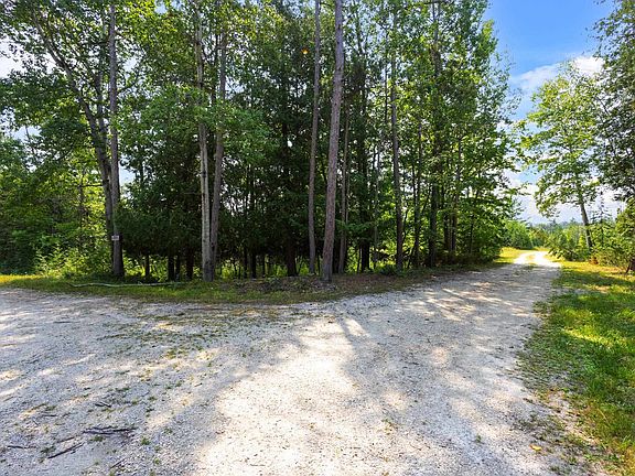 2nd image of Idlewild Woods Dr #9&10