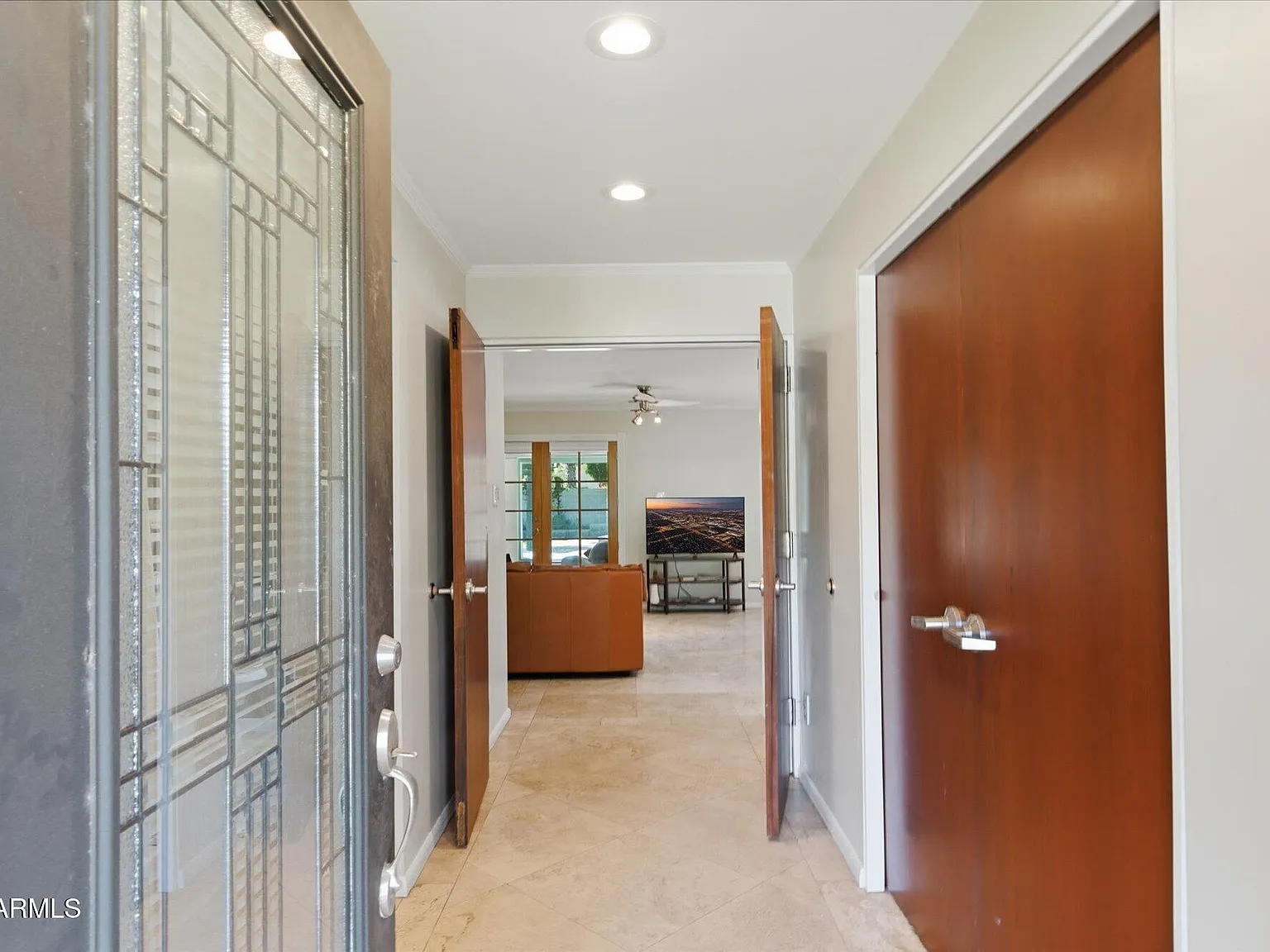 3 bed, 2.5 bath, 1678 sqft, $2,995 — Photo 2