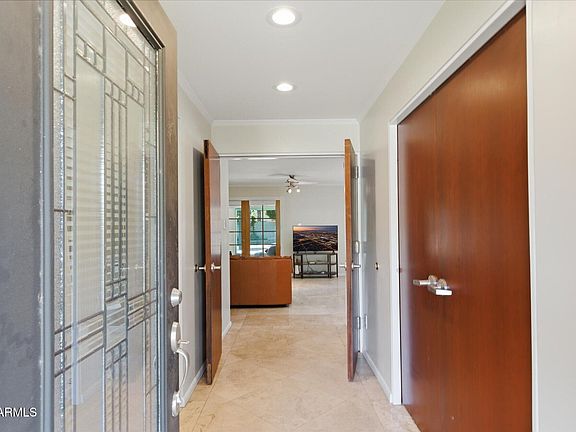 2nd image of 4613 E Vernon Ave