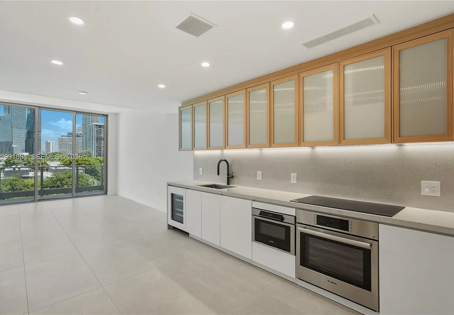 2200 Brickell — Photo 2