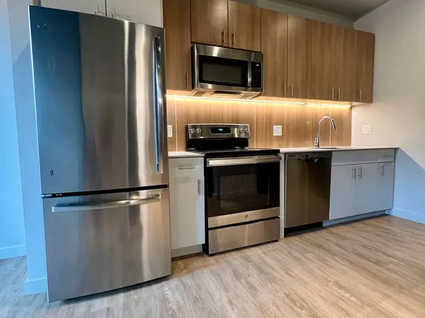 Malone, 2650 Locust St APT 104, Saint Louis, MO 63103