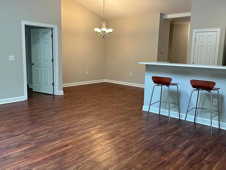 5114 Christian Dr — Photo 4