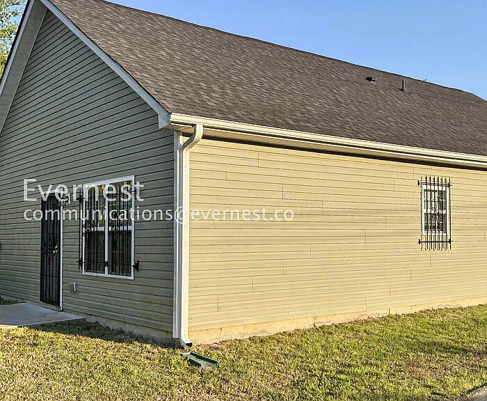 10828 Mount Holly Rd — Photo 32