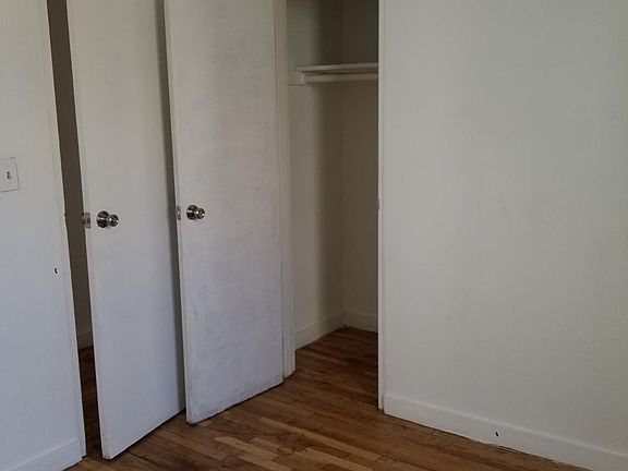 5th image of 300 Woodworth Ave #0
