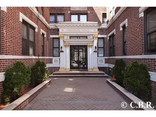 Sold by Corcoran | media 7