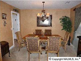 5th image of 154 E Antique Rose Dr