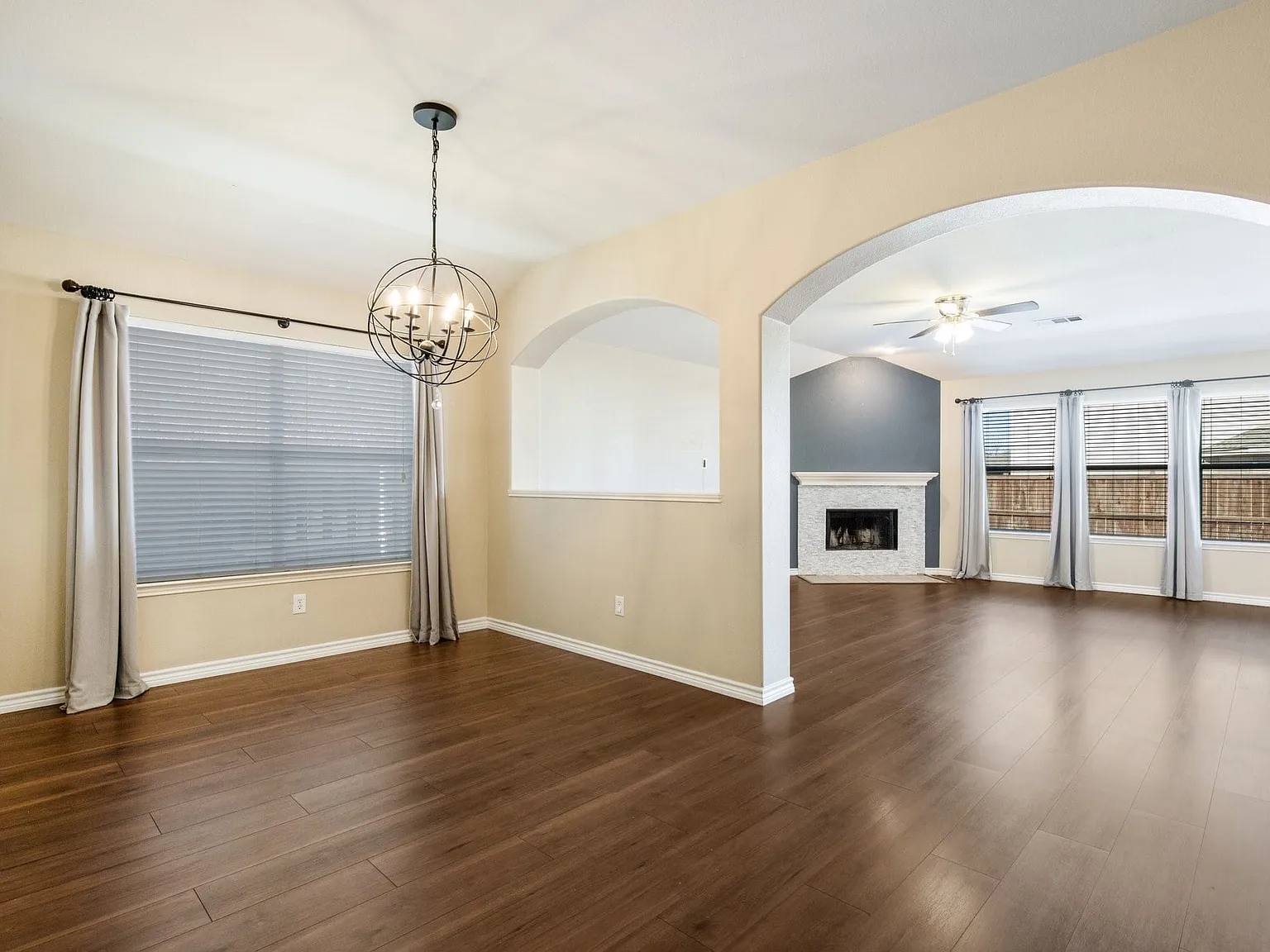3 bed, 2.0 bath, 1879 sqft, $2,350 — Photo 2