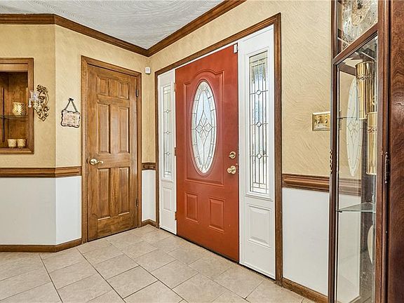 4th image of 1156 Northvale Dr
