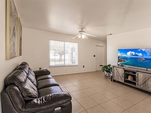 5th image of 18406 Van Nuys Cir #18406