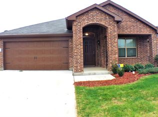 2521 Clarks Mill Ln, Fort Worth, TX 76123