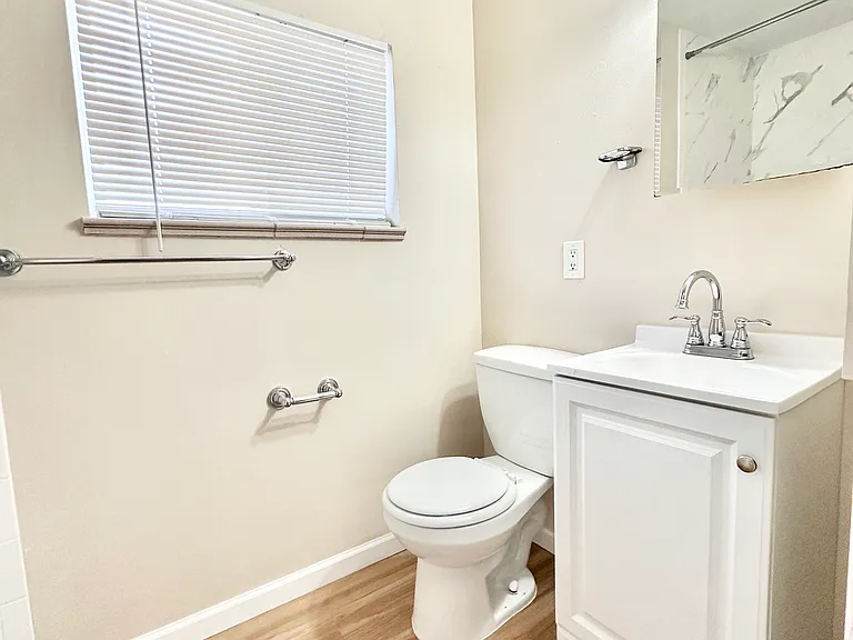 Unit 3 1x1 Top Floor