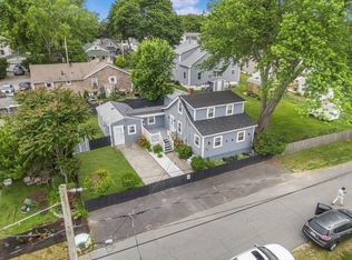 99 Pond St, Swansea, MA 02777
