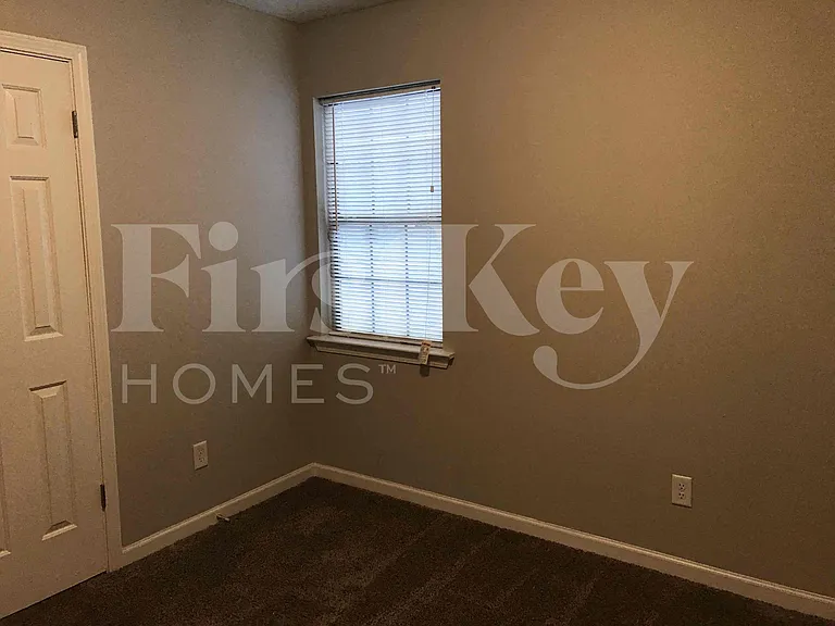 6418 Fawn Hollow Cir S — Photo 15