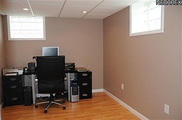 5th image of 5555 Saxon Dr