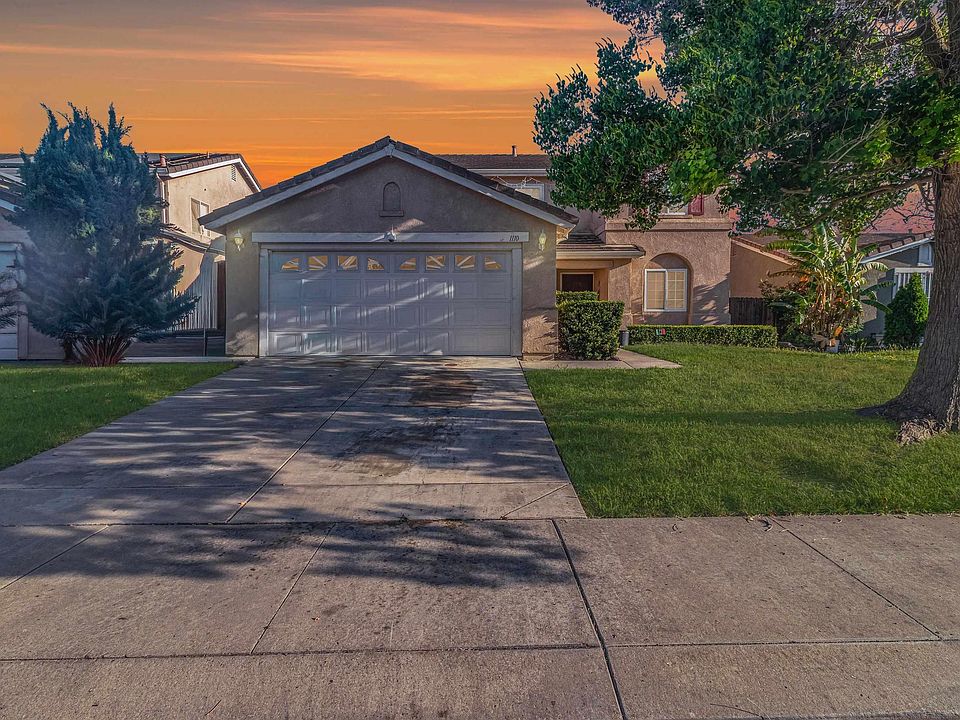 1st image of 1110 Royalblue Dr