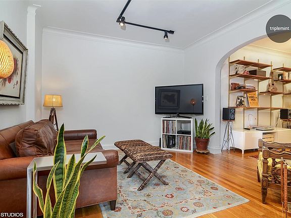 2nd image of 2540 31st Ave APT 3K