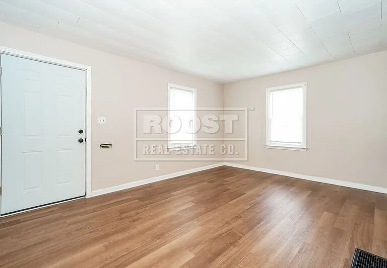 2317 Parkwood Ave — Photo 5