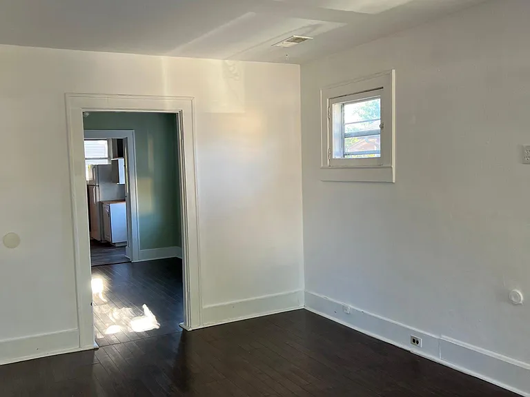 202 Linden Ln #3 — Photo 7