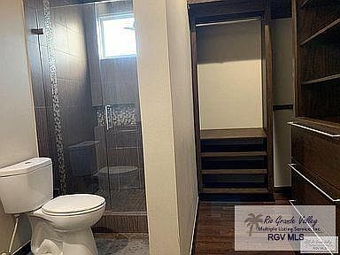 4th image of 1060 Ceiba Cir