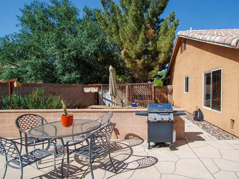 363 W Baylor Ln — Photo 20