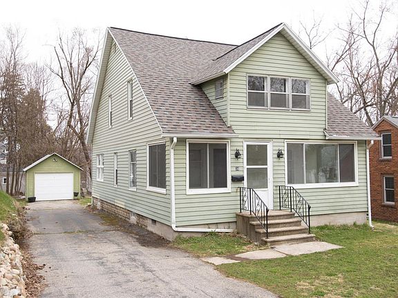 2nd image of 30 Crescent Dr