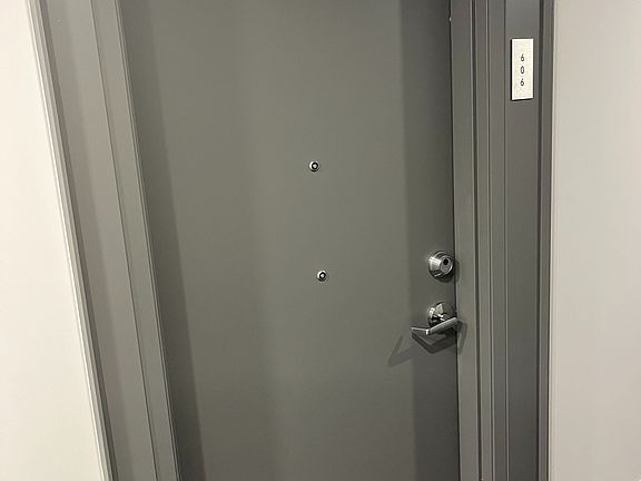 2nd image of 425 Watson Pkwy N #806