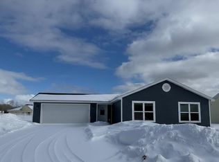 2615 Plover Dr #36, Traverse City, MI 49685