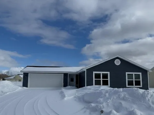 2615 Plover Dr #36, Traverse City, MI 49685