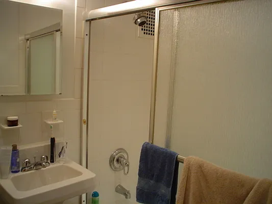 Rented by Chartwell Manhattan Realty | media 7