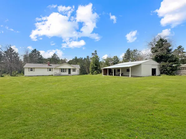 N7285 County Rd W, Crivitz, WI 54114