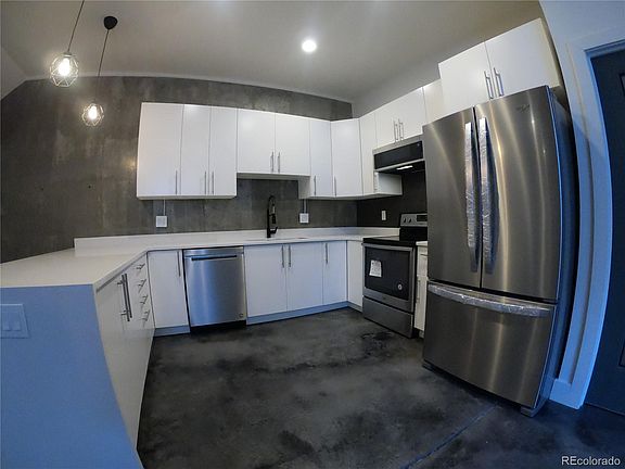 5th image of 1252 Osceola St