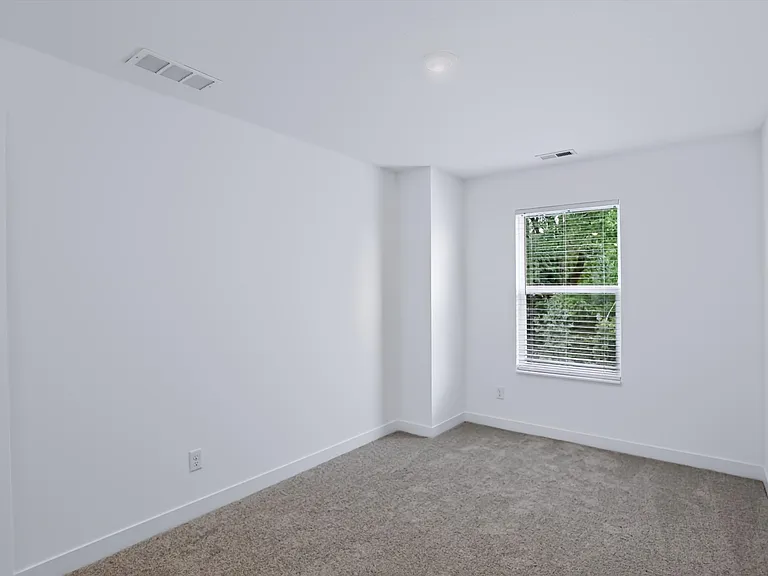 406 Monarch Ln — Photo 25