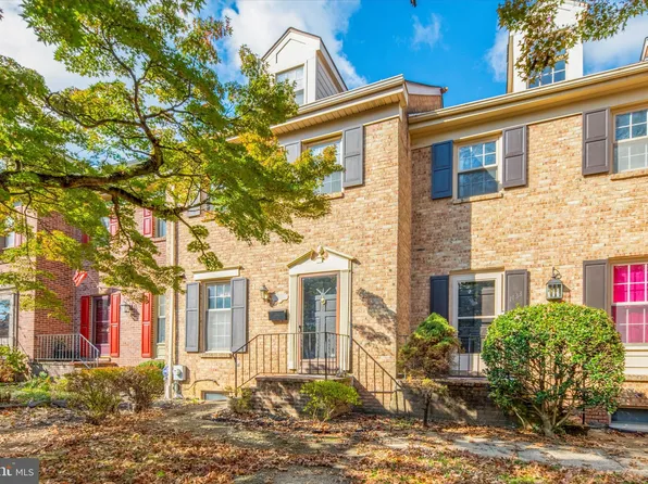 1131 N Broom St, Wilmington, DE 19806