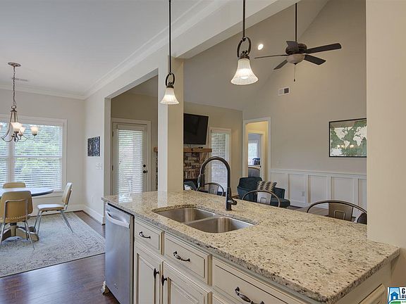 5th image of 213 English Village Cir