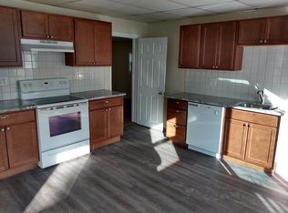 547 Bay St APT 1, Taunton, MA 02780