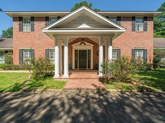 2nd image of 19 Tallwood Cir