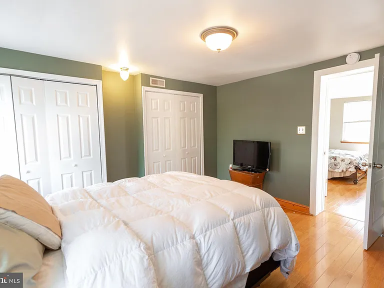 808 Gaul St — Photo 45