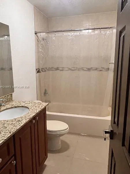 Coral Gate West Condo — Photo 4
