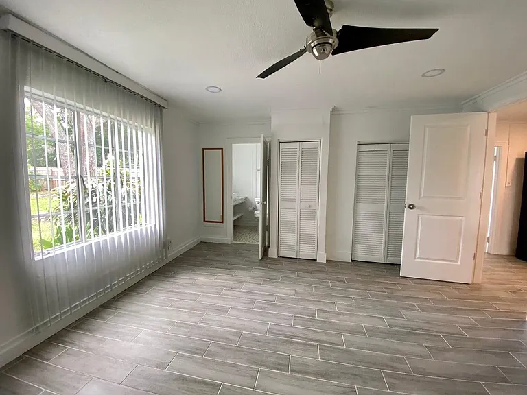 1840 Staunton Ave — Photo 8
